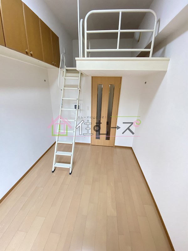エステムコート梅田茶屋町デュアルスペース リビング