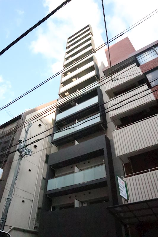 ブリリアントジュネス本町 外観