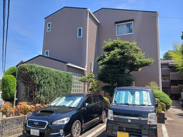 カームライフ中野 外観