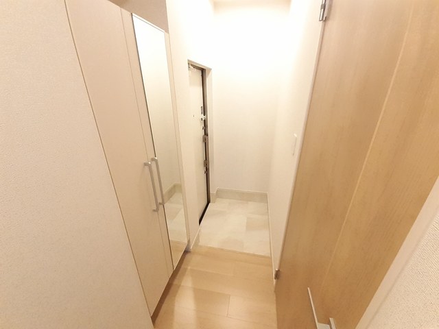 シャイン 玄関