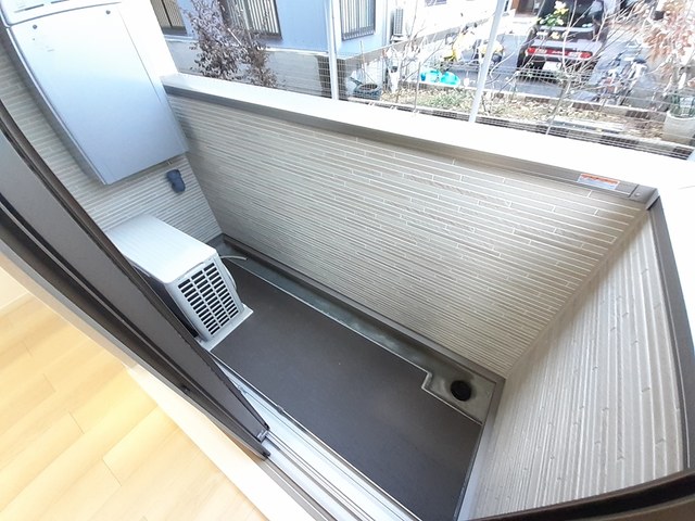 シャイン ベランダ