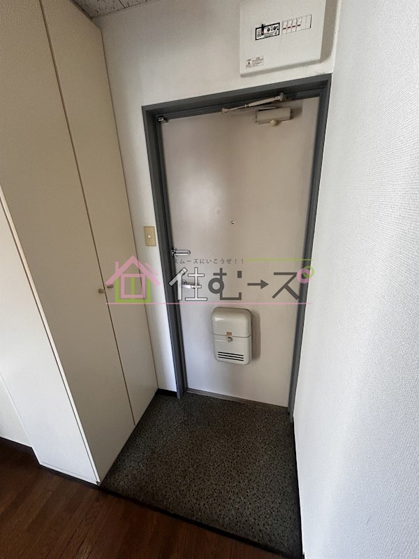 アパートメント東淀川Ⅴ 玄関