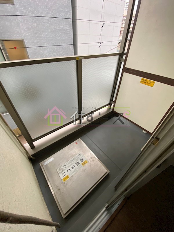 ジョイフル西船場 ベランダ