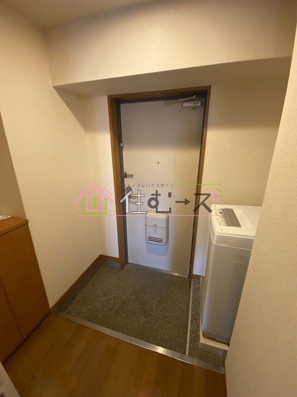 エテルノヨシダ 玄関