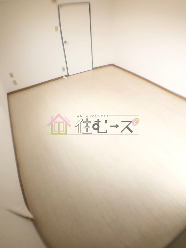 コートヴィエール新大阪 リビング
