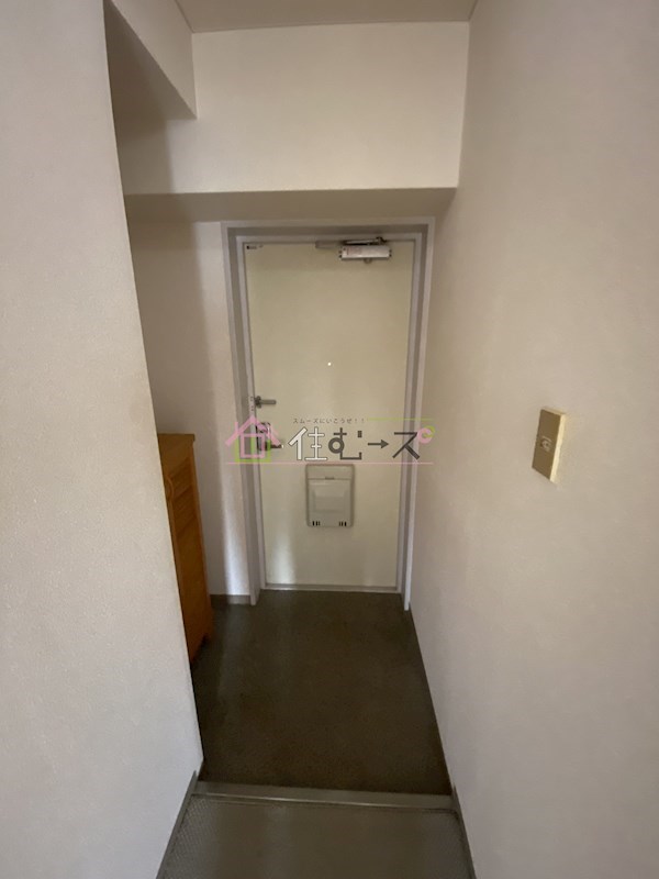 レック淀川 玄関