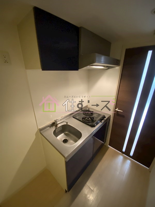 LUXE難波EAST キッチン