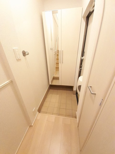 ケーズコート　鶴原Ⅲ 玄関