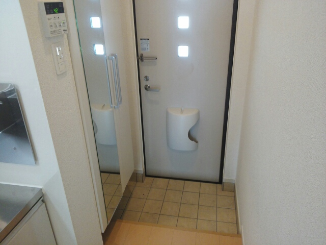 サウスレジデンス　ミヤビ 玄関