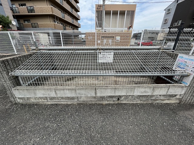 レオパレス中井町２ その他6