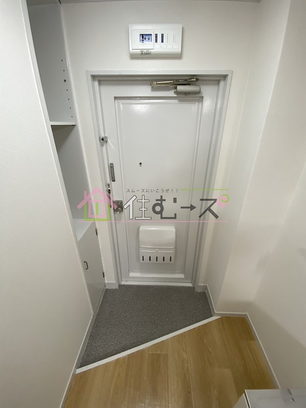 パールビル塚本 玄関