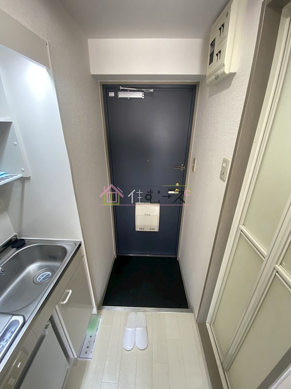 クレセント都島 玄関