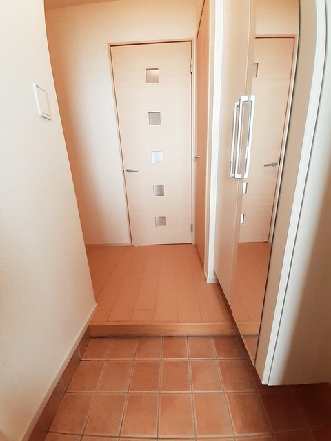 メゾン　ド　ラトン　ラヴール 玄関
