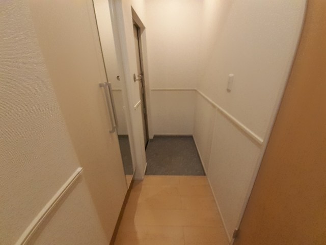モア　コンフォート 玄関