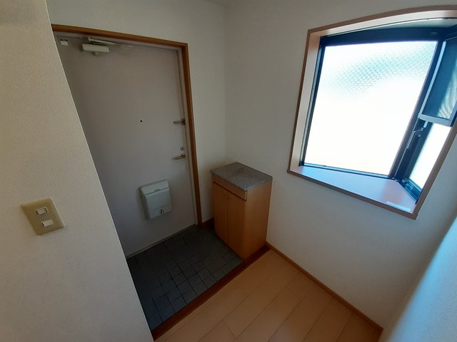 アクセス７３ 玄関