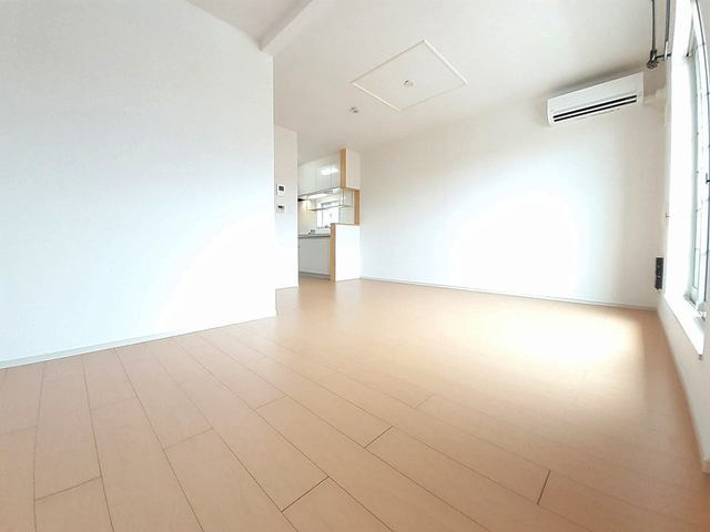 ソレイユ　和泉中央 リビング