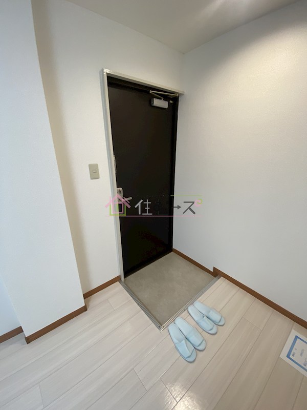 リバティ新森 玄関