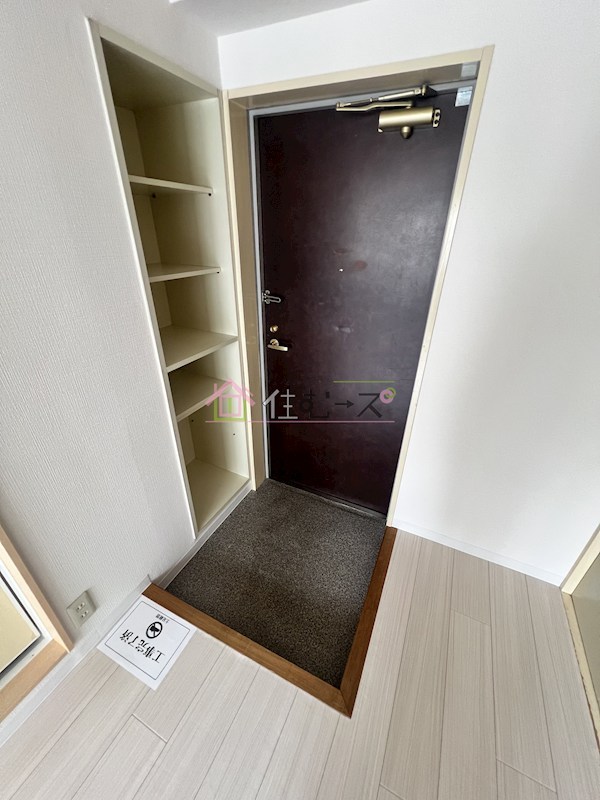 エクセレンス樹羅 玄関