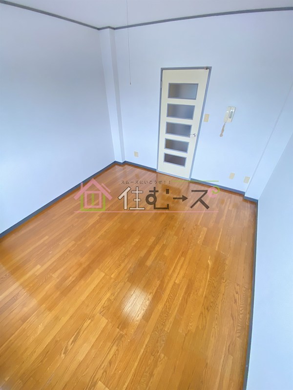 プレアール長居公園Ⅳ リビング