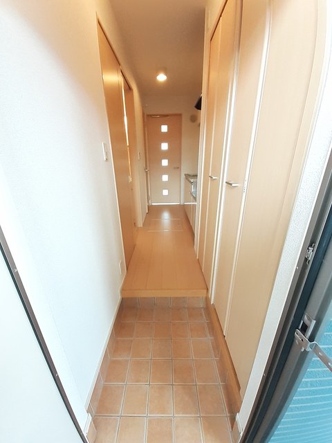 ピスケス 玄関
