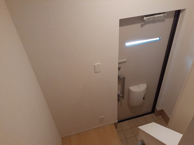 ミルトモンド 玄関