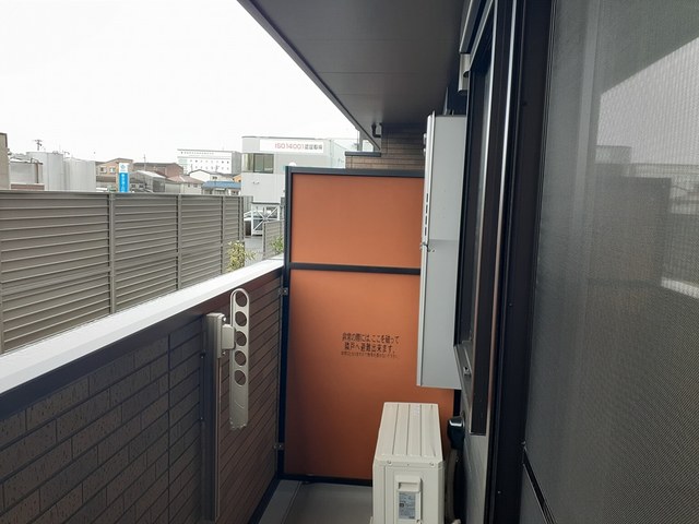 シャルモン深野　Ｅａｓｔ ベランダ