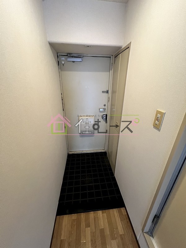 ネオコーポ花園町 玄関