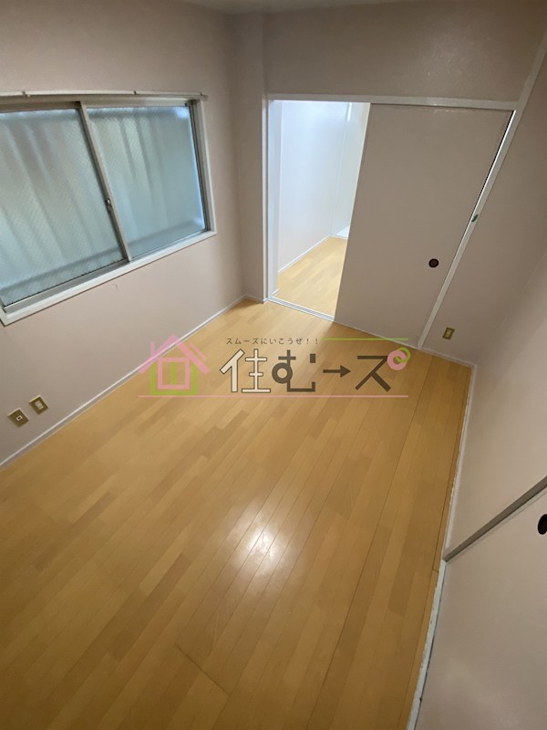 ヴィラナリー今福 リビング