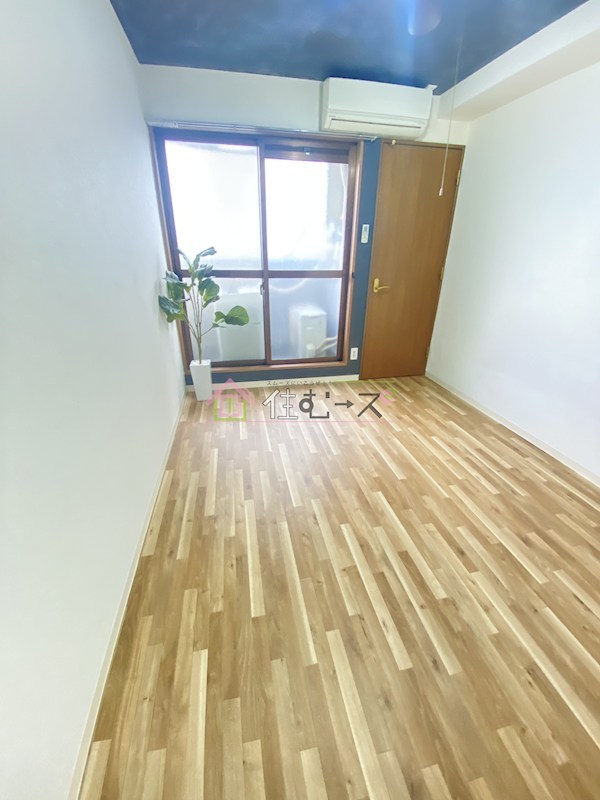 ロイヤルヴィラ昭和町 ベッドルーム