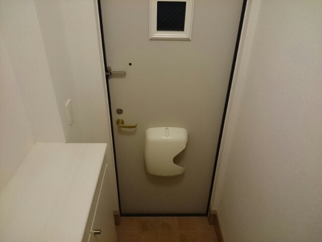 ゴールドクレスト雁屋南　弐番館 玄関