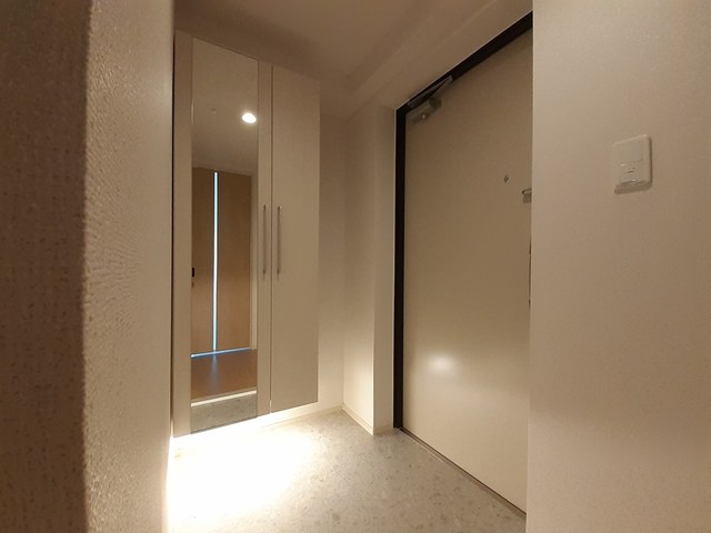 ムーンヒルズ大阪 玄関