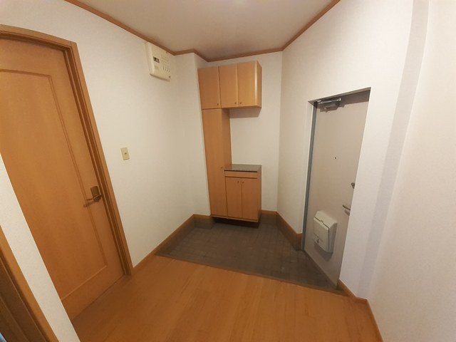 シャルマンメゾン２号棟 玄関