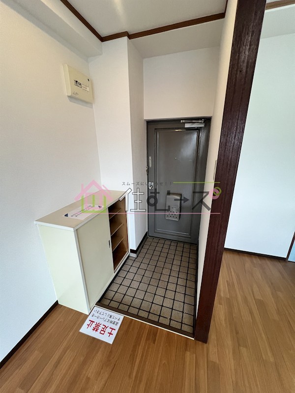 第5マンション北栄 玄関