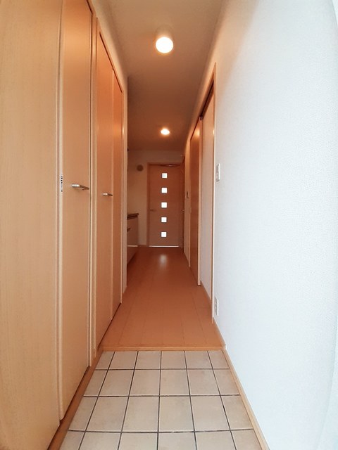 カーサ　フィオーレ 玄関