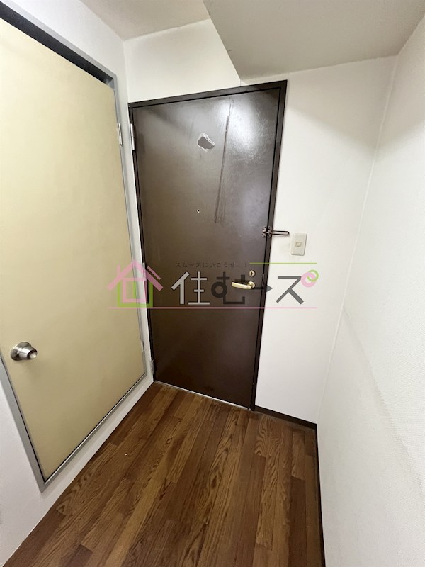 グランドメゾン船場 玄関