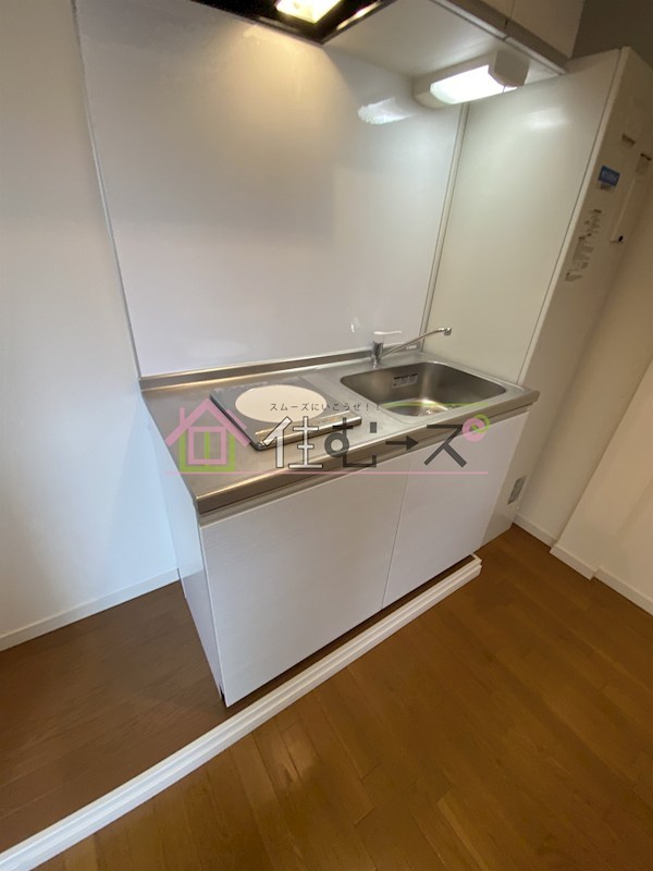 Room6 キッチン
