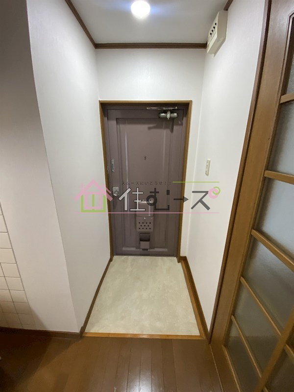 桂ビル 玄関