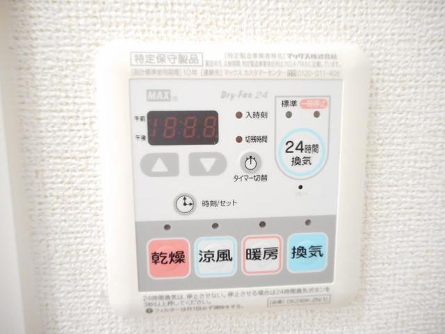 Ｃｕｒｒｅｎｔ　Ｌｉｌｙ その他6