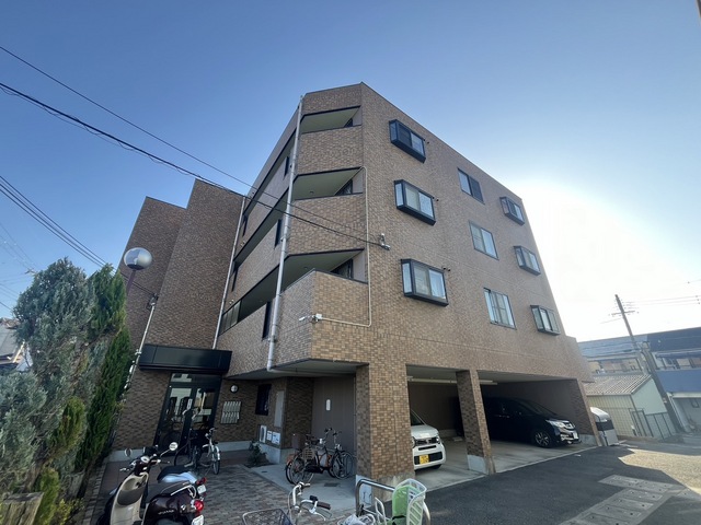 シャトゥ　ドゥ　ファミ 外観