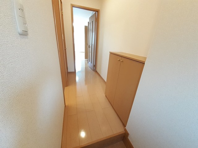 グランド　パレス 玄関