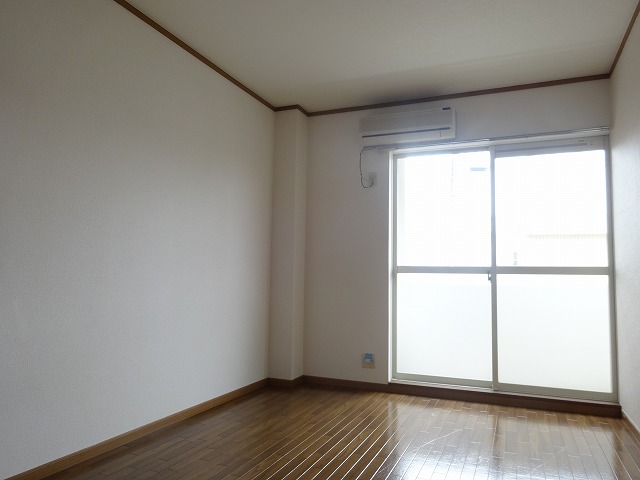ハイツ晴海２号館 リビング