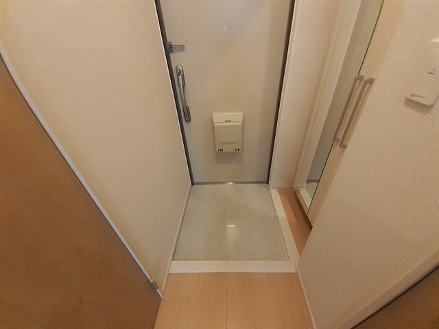 オーキッド　ヒルズ 玄関