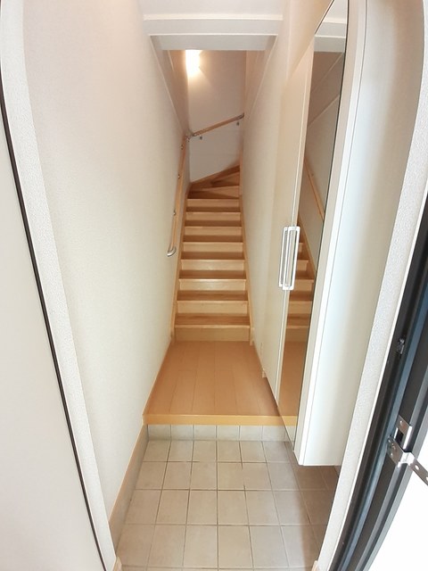 サンシティ 玄関