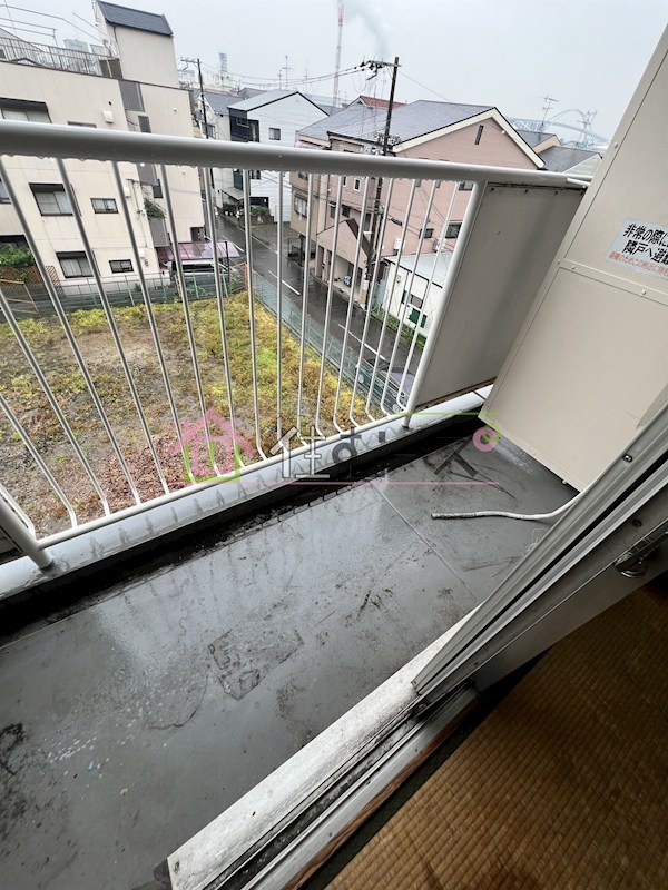 スリースター鶴町 ベランダ