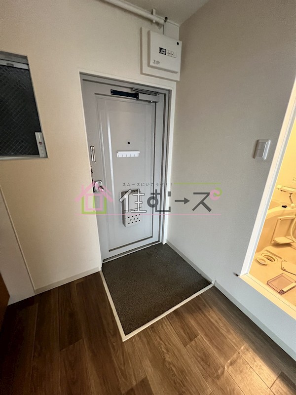 南津守冨士ハイツ 玄関