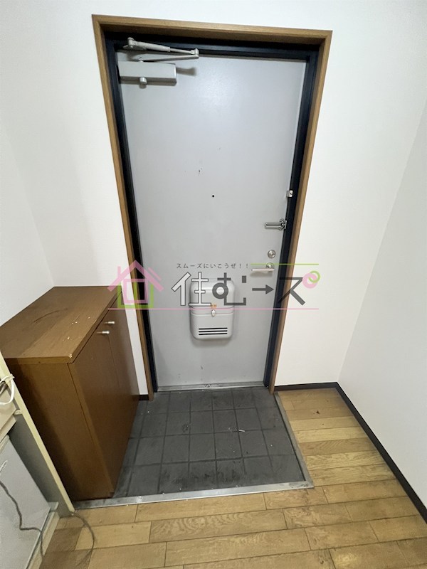 アクシリア駒川 玄関