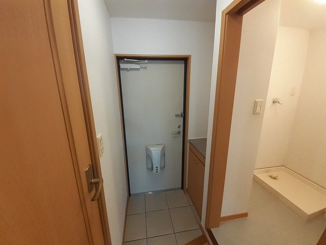リーヴァ　神石 玄関