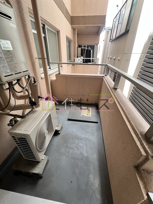クルーム新大阪 2番館 ベランダ