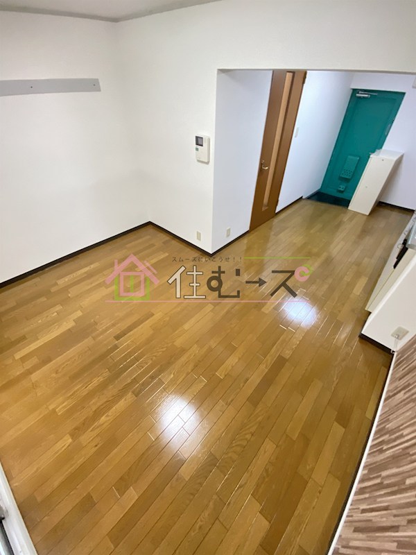 エバーグリーン新大阪 リビング