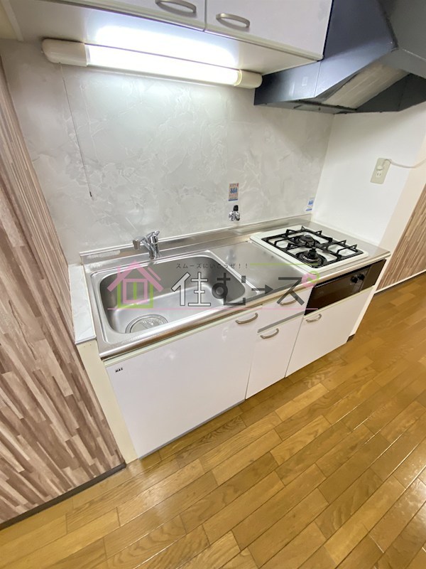 エバーグリーン新大阪 キッチン